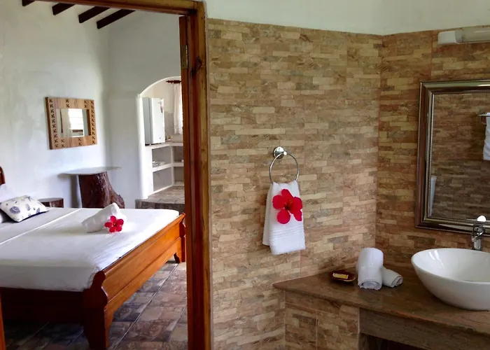 Lazare Picault Hotel